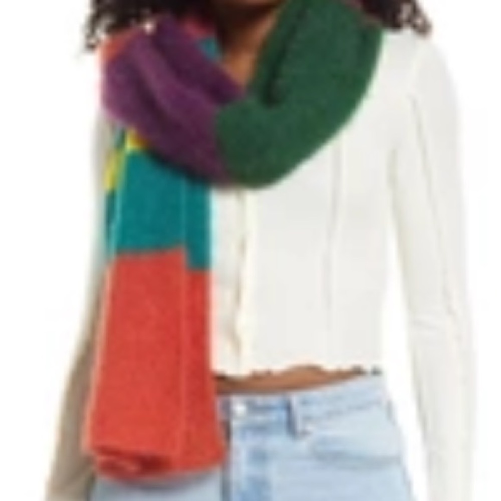 Neiman Marcus Scarf